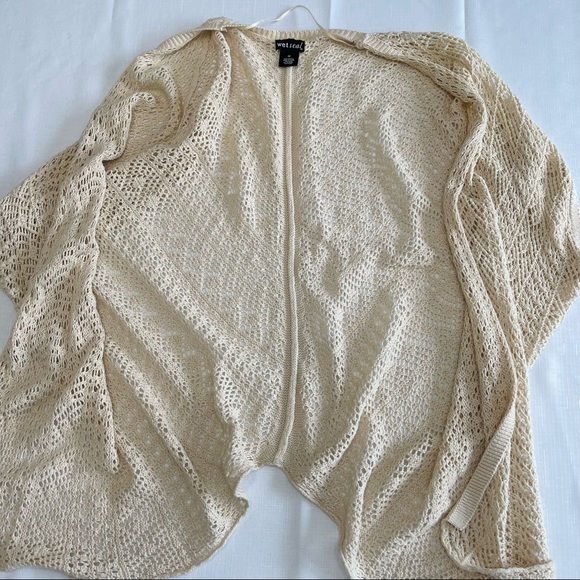 🌟Sold WET SEAL Bundle Crochet open loose knit shrug + suede like halterBOHO top - Picture 7 of 11